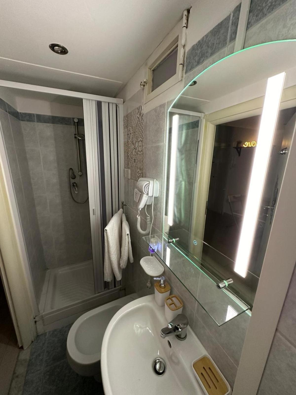 Vesuvia Guest House Napels Buitenkant foto